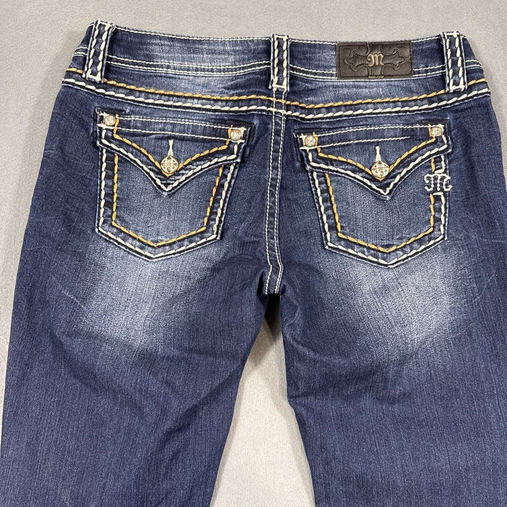 Miss Me SKINNY Medium Wash WOMENS 31x29.5 CONTRAST THICK STITCHING WHISkers
